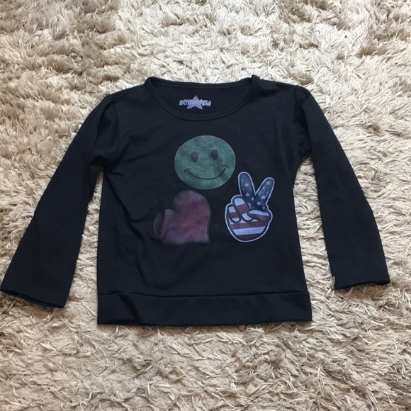 👚SUPER CUTE LONG SLEEVE T👚 - Picture 1 of 4